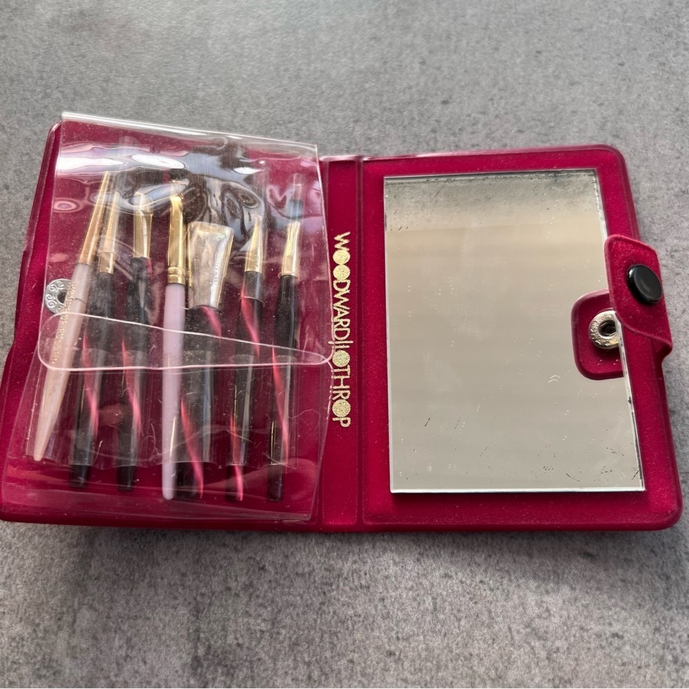Vintage Woodward & Lothrop Makeup Brush Set Compact Mirror Travel Case Red